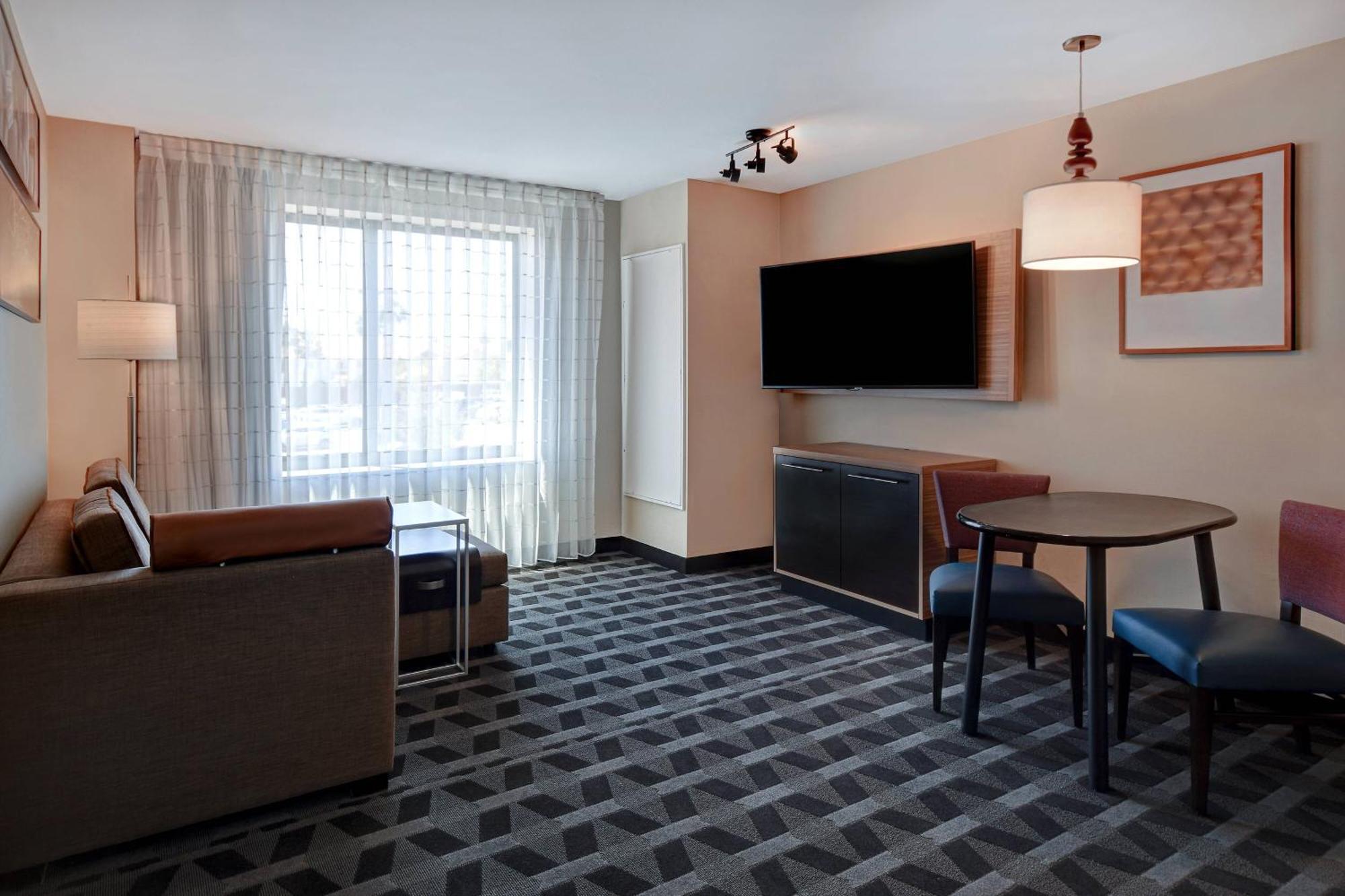Towneplace Suites Las Vegas Airport South Exterior photo